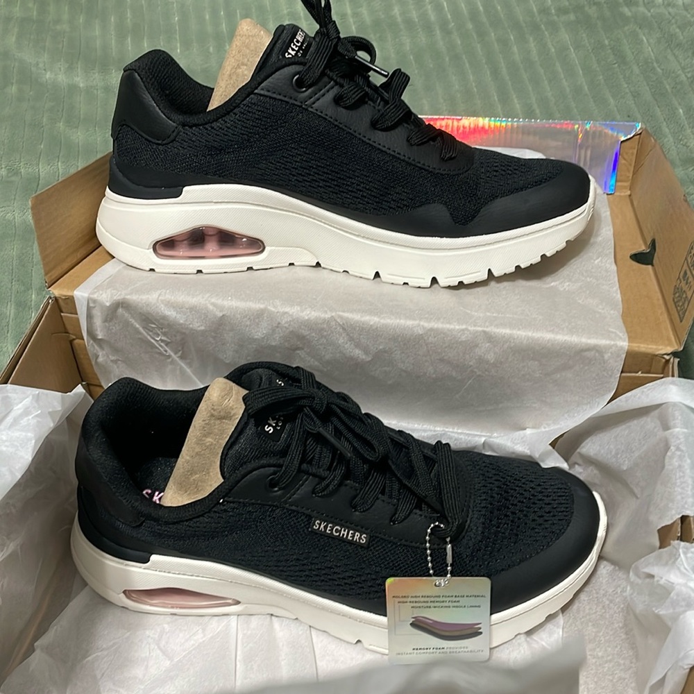 Skechers uno size 9